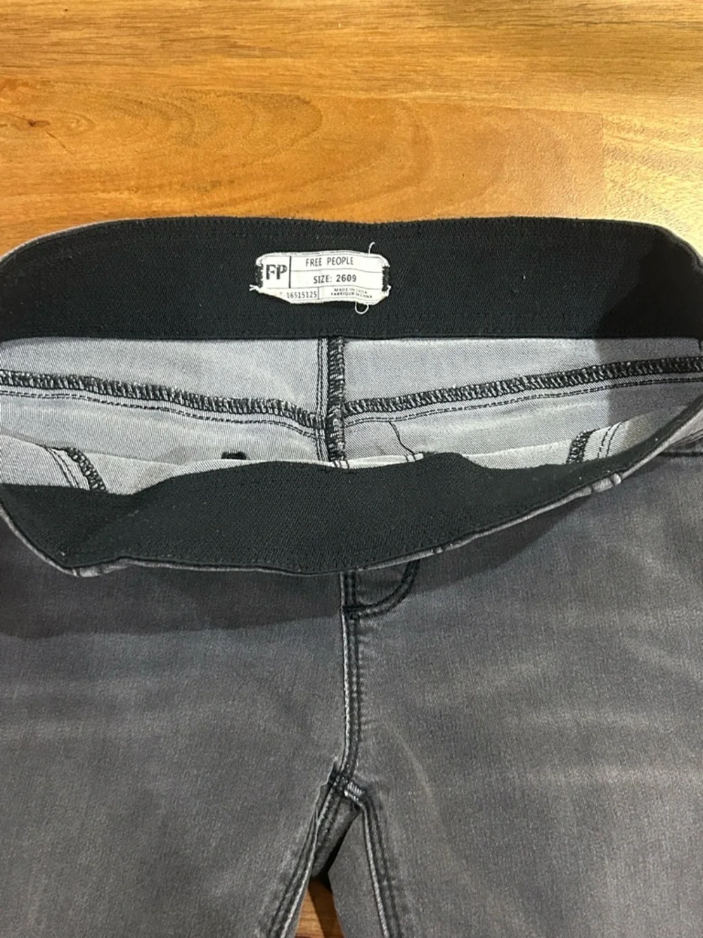Free People Gray Ultra Flare Jeans Elastic Waist Low Rise Size 26